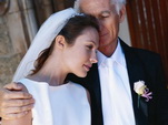 Почему девушки выходят замуж за пожилых мужчин